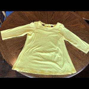 Woman Denim &Co Large, elbow length sleeve top.